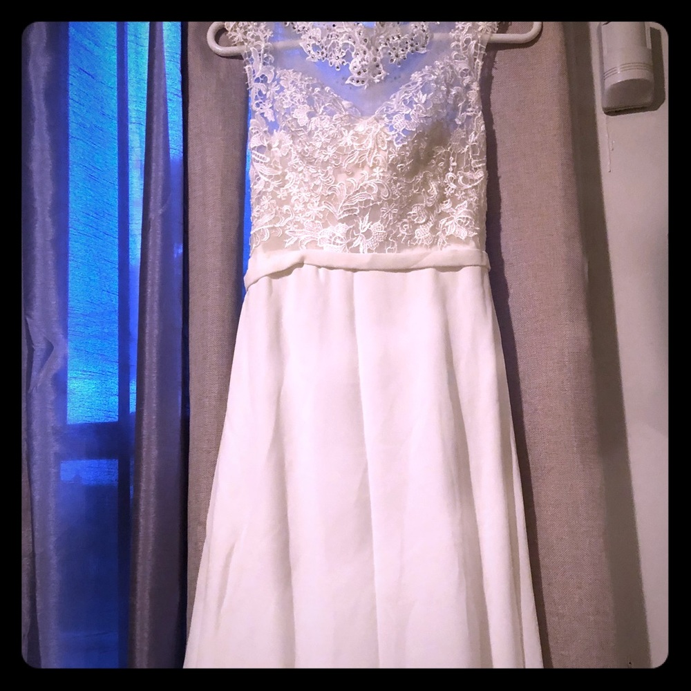 Wedding dress
